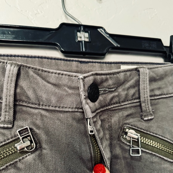 Treasure & Bond Low-Waisted Jeans in Earth (Olive Green/Brown) SZ 25 - EUC - Picture 7 of 16